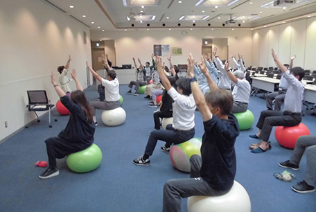 A balance ball exercise event